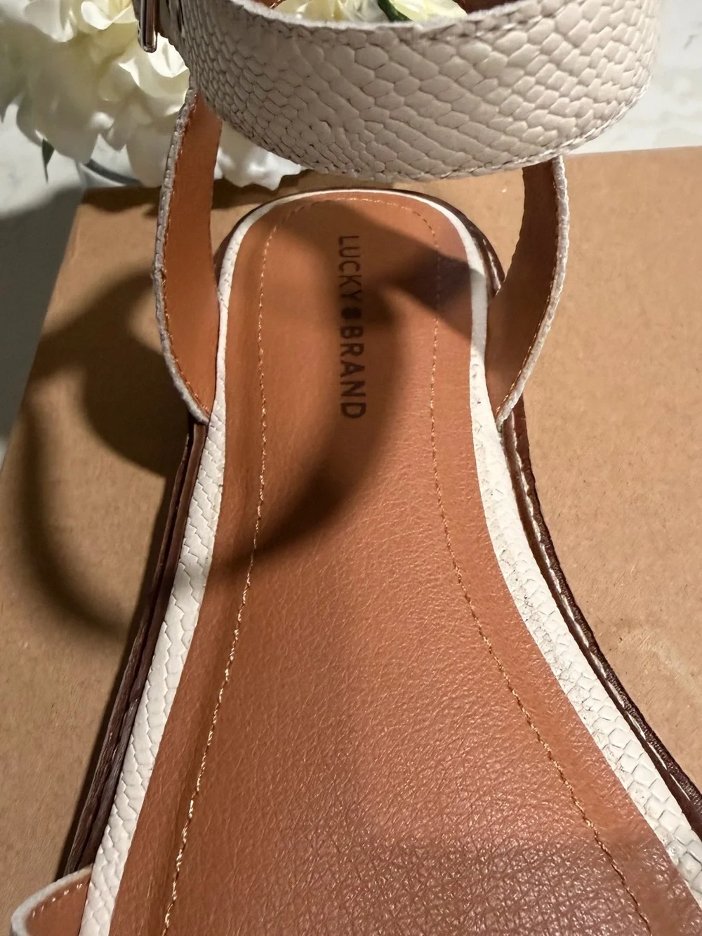 Lucky Brand Women's Kimaya Ankle-Strap Flat Sandals